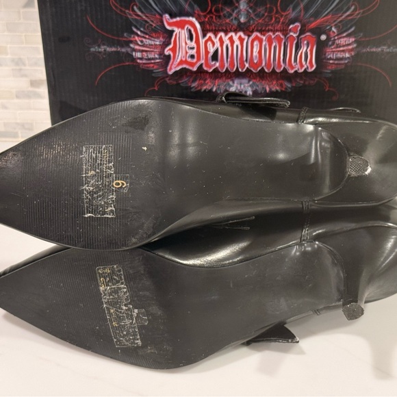 Pleaser Women's Black Pointed Skull Buckle Ankle Boots - Picture 4 of 7